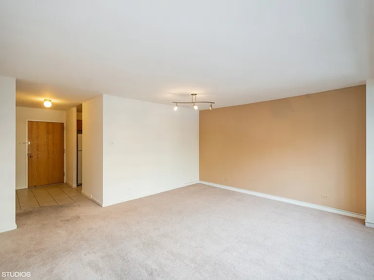 211 E Ohio St #1504 — Photo 5