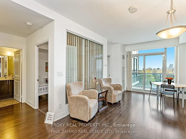 7167 Yonge St #621 — Photo 20