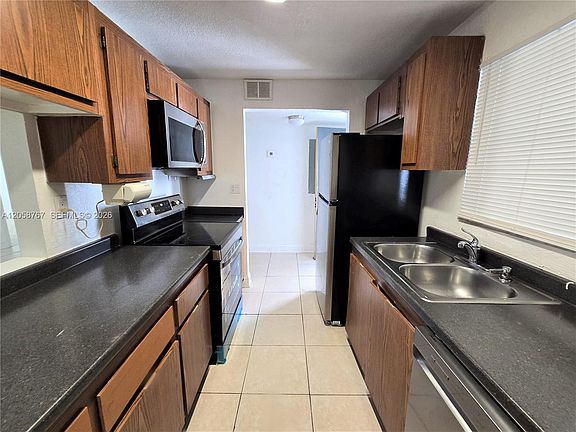5th image of 1850 N Congress Ave APT 311