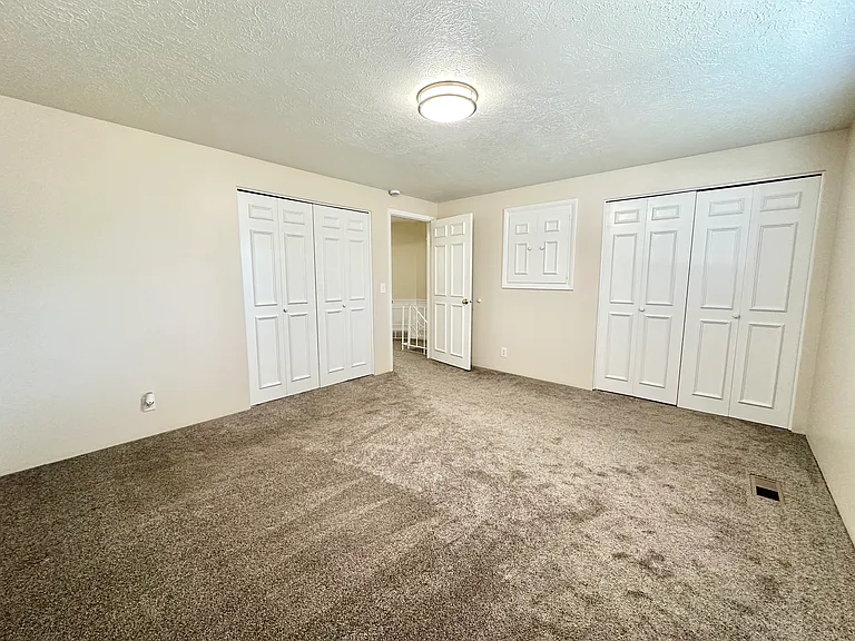 1781 E 4500 S — Photo 13