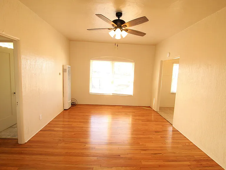 2110thom — Photo 13