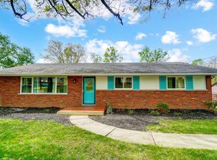 1733 Acreview Dr, Cincinnati, OH 45240