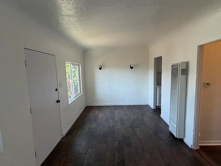 3604 N Griffin Ave — Photo 16