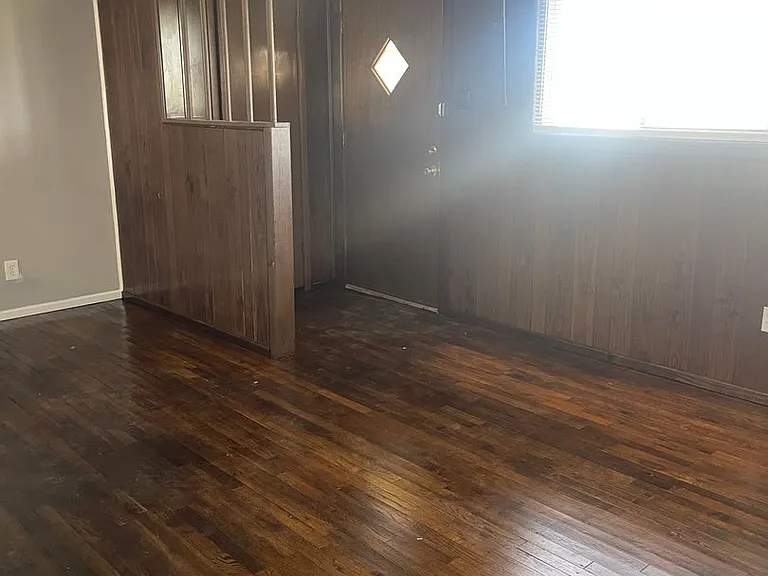 4601 Fordham St — Photo 5