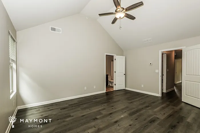 1585 Iris Walk — Photo 10