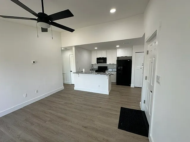 700 N Franklin Blvd #1008