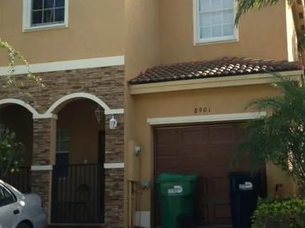 8901 SW 225th St, Cutler Bay, FL 33190