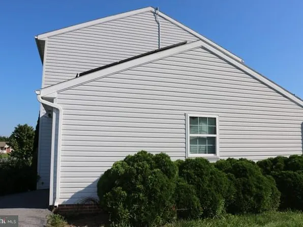13909 Sweet Vale Dr, Hagerstown, MD 21742
