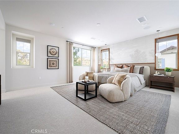 3rd image of 16107 Lantern Ln