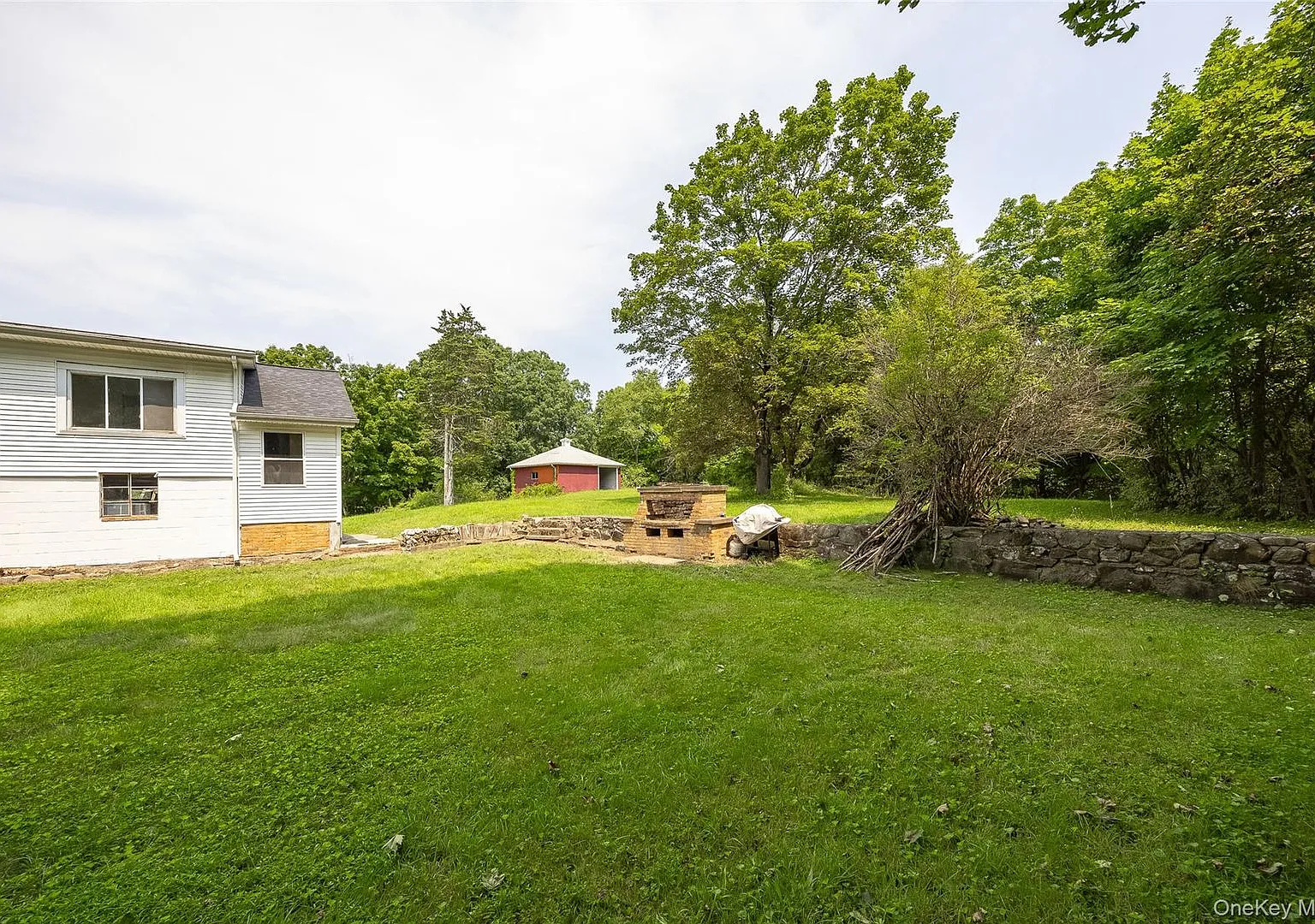 2 bed, 2.0 bath, 1000 sqft, $2,300 — Photo 3
