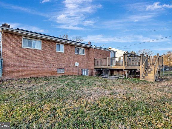 2nd image of 3854 Terka Cir