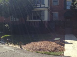 811 E Morehead St APT 8, Charlotte, NC