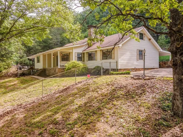 422 Bonifacious Rd, Tunnel Hill, GA 30755