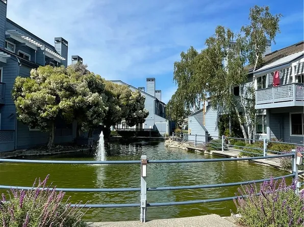 417 Cork Harbour Cir APT A, Redwood City, CA 94065