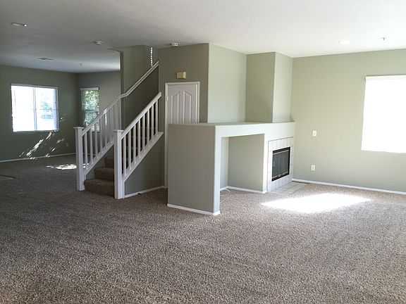 2nd image of 6166 Medinah St