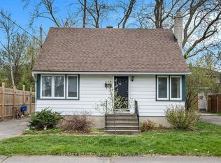 274 Queen Mary St, Ottawa, ON K1K 1X2