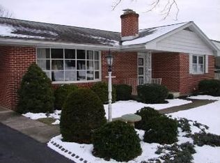 151 Shatto Dr, Carlisle, PA 17013