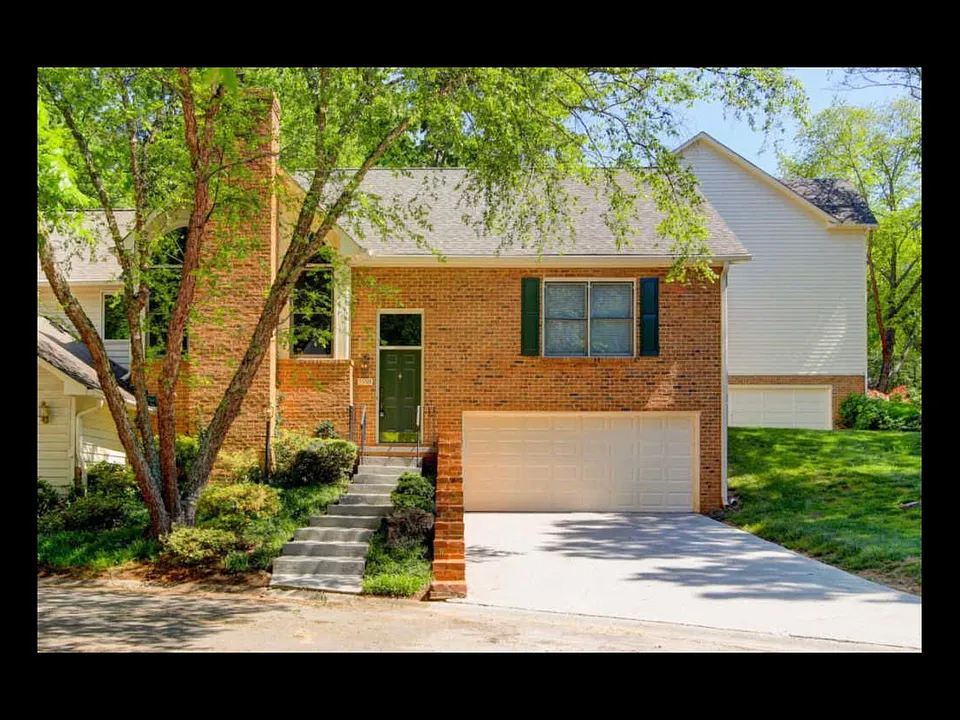 9903 Brannigan Cir