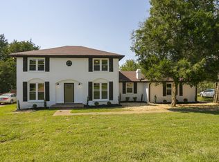 621 Lake Terrace Dr, Nashville, TN 37217