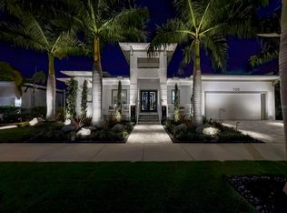 703 Pinckney Dr, Apollo Beach, FL 33572