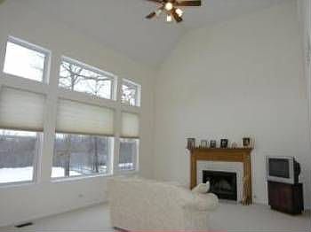 1st image of 3332 Victoria Ln