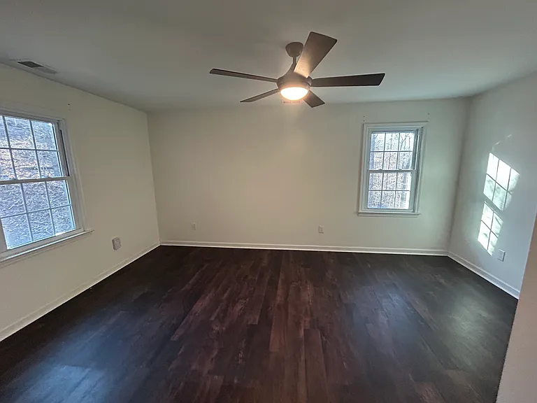 6970 Heard Rd — Photo 11