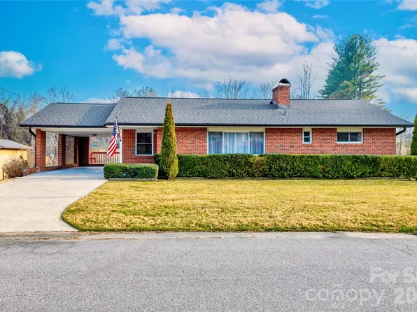 112 Allison Rd, Brevard, NC 28712