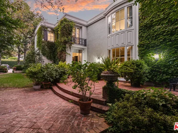1110 Benedict Canyon Dr, Beverly Hills, CA 90210