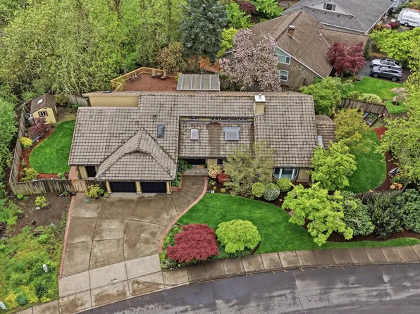 14400 NW Oak Hills Dr, Beaverton, OR 97006