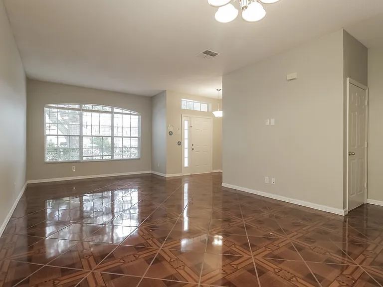 14512 Kristenright Ln — Photo 4