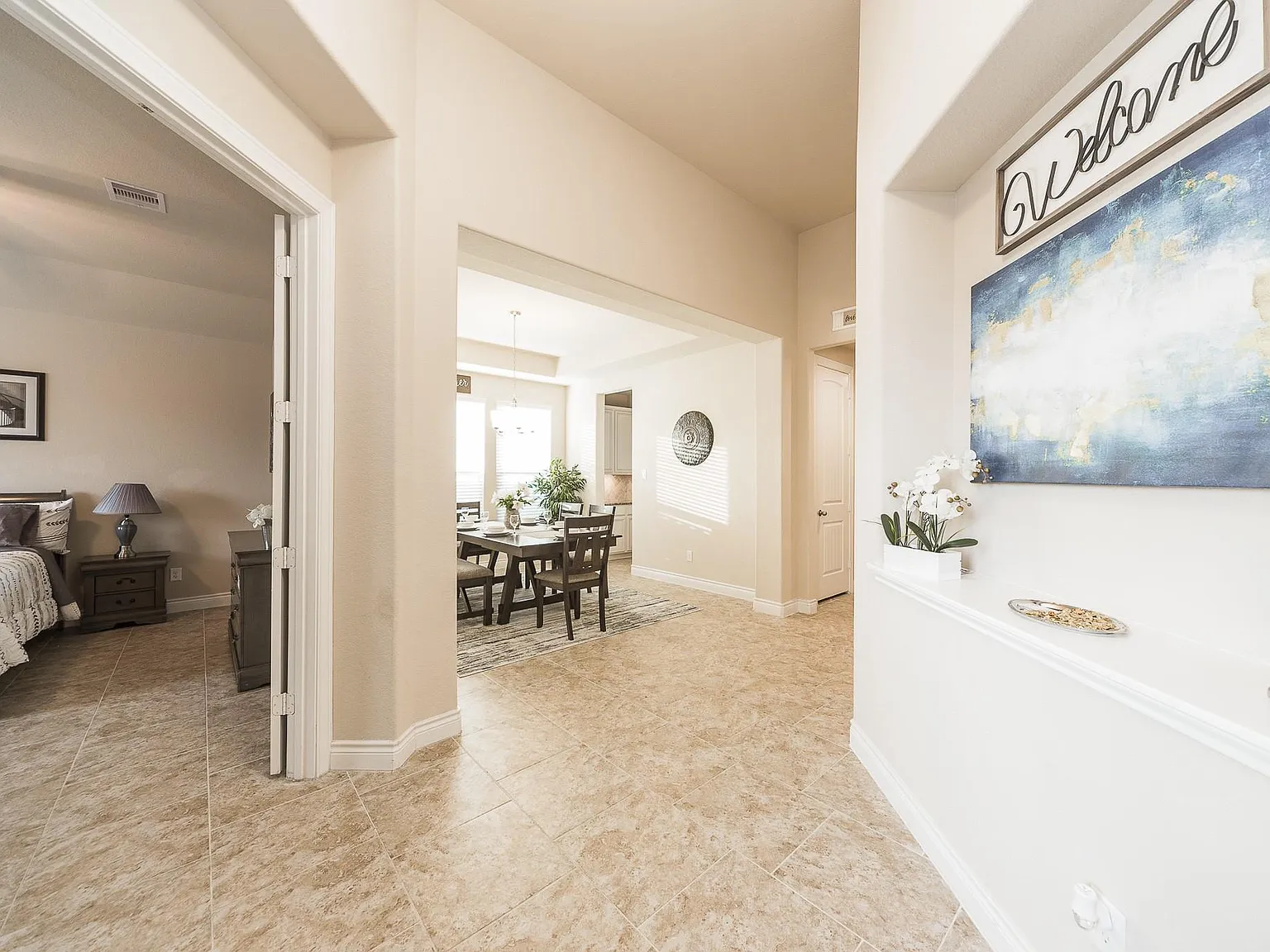 3 bed, 2.5 bath, 2564 sqft, $3,600 — Photo 4