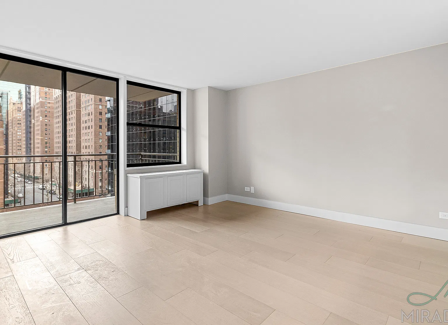 330 East 39th Street — Photo 2