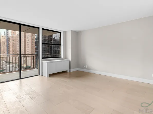 330 East 39th Street image 1 of 13