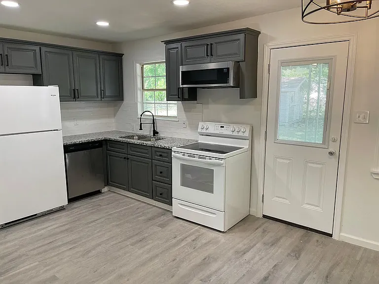12801 Wilmington Dr — Photo 1