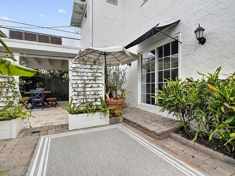 412 El Prado — Photo 41