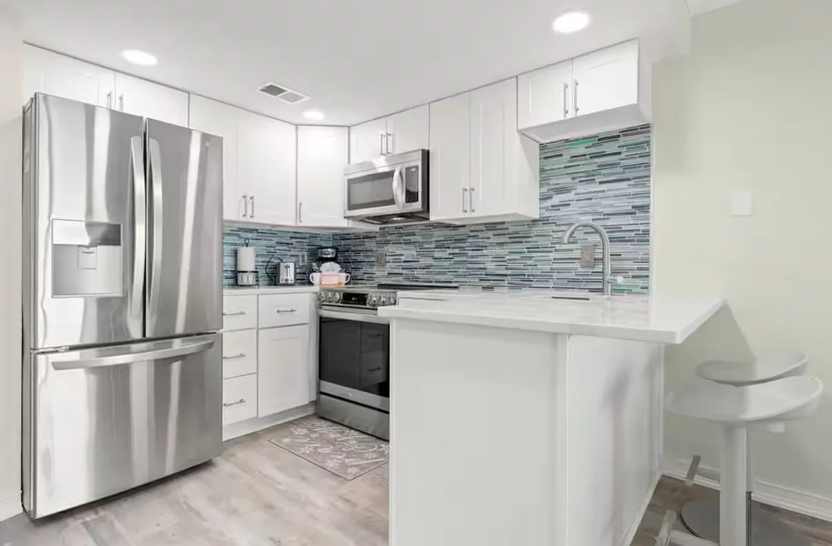 1 bed, 868 sqft, $2,500 — Photo 4