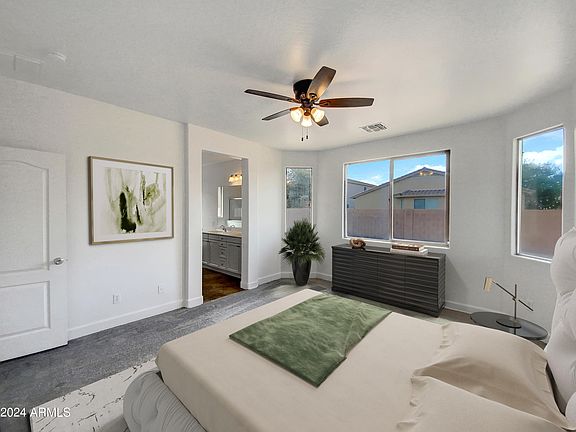 4th image of 993 W JERSEY Way