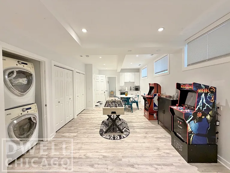 1419 N Paulina St — Photo 37