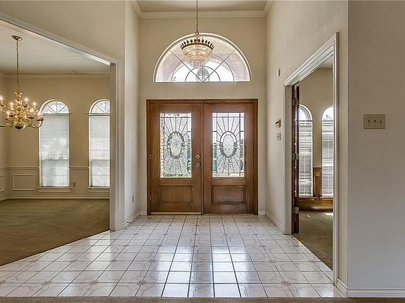 4th image of 2306 Woods Edge Ct