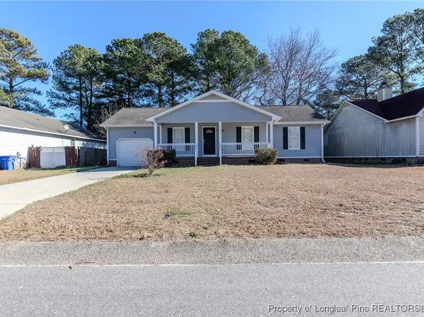 1423 Furnish Dr, Fayetteville, NC 28304