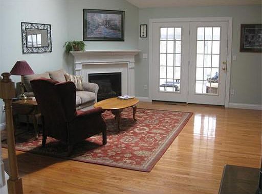 5th image of 88 Hillside Village Dr