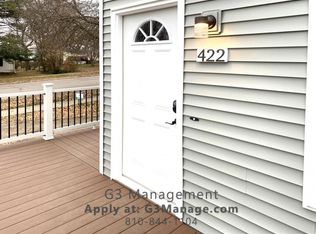 422 N Reese St, South Lyon, MI 48178