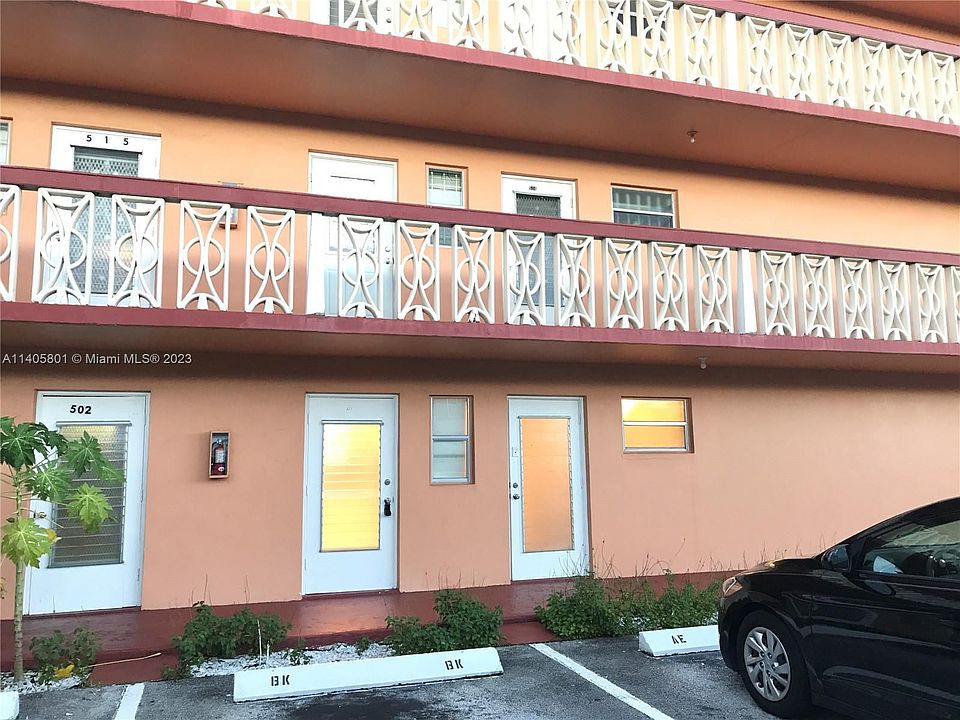 1st image of 18900 NE 3rd Ct APT 503