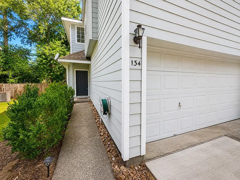 134 N Camellia Grove Cir — Photo 2