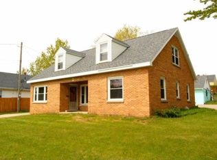 526 Columbus St, Sun Prairie, WI 53590