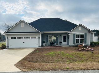 48 Hudson Dr, Ray City, GA 31645