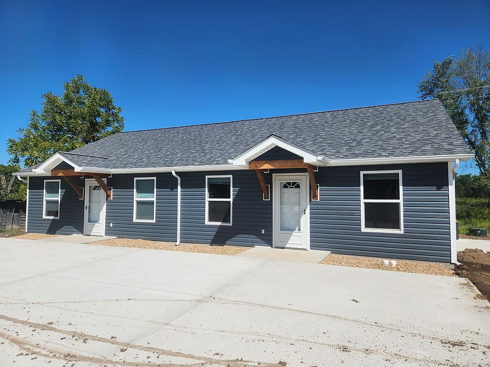 1st image of 1205 Primrose Ln #A & B