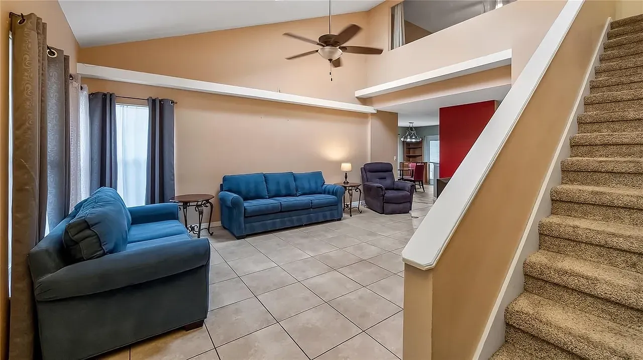 3 bed, 2.5 bath, 1881 sqft, $2,150 — Photo 4