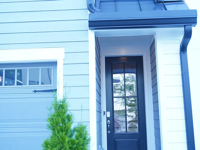 4709 Cypress Tree Ln — Photo 3