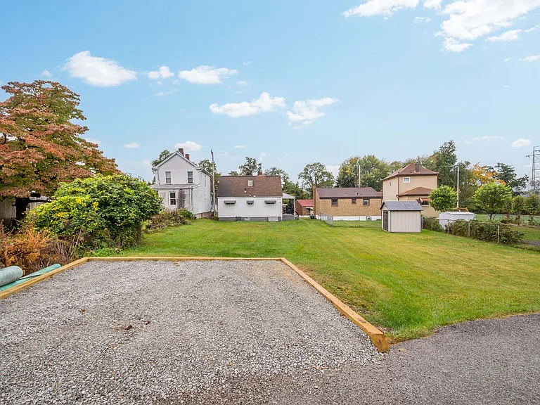 361 Vine St — Photo 10